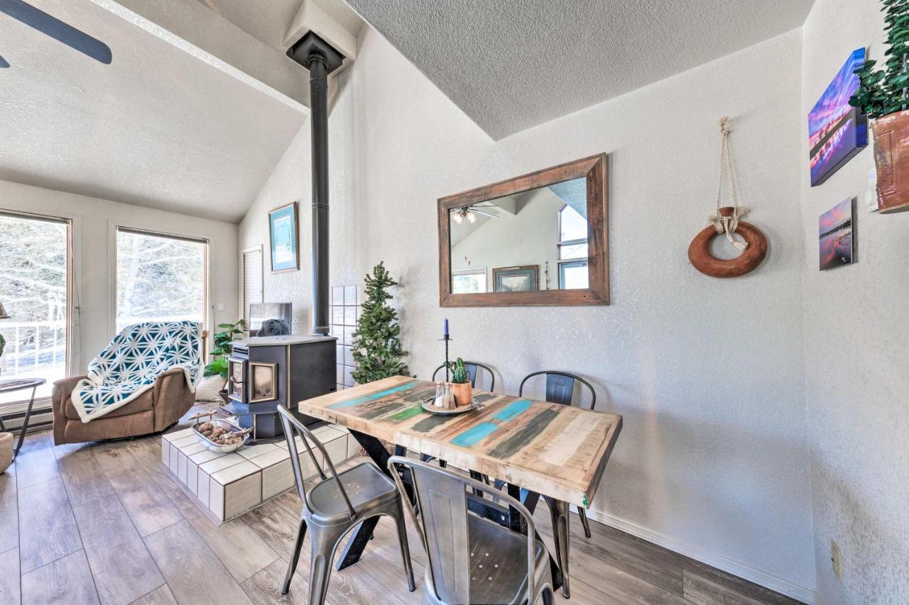 Bright Cloudcroft Condo With Game Room And Deck! Экстерьер фото