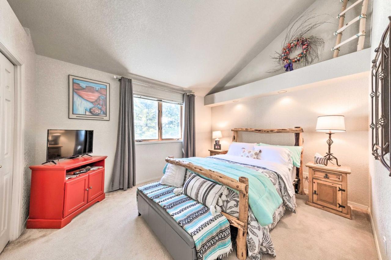 Bright Cloudcroft Condo With Game Room And Deck! Экстерьер фото